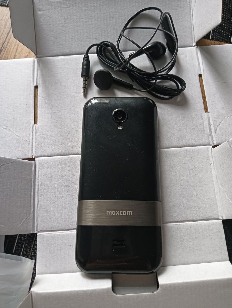 Telefon komórkowy senior maxcom MM334 dla seniorów, nowy