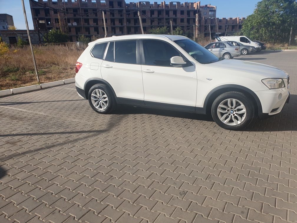 Продам BMW X3 2011