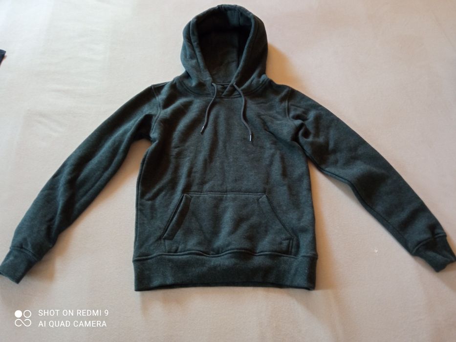 Bluza młodzieżowa, chłopięca z kapturem s. idealny