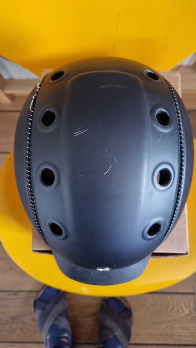 Casco Choice niemiecki kask jeździecki z wentylacją S (52-56 cm).
