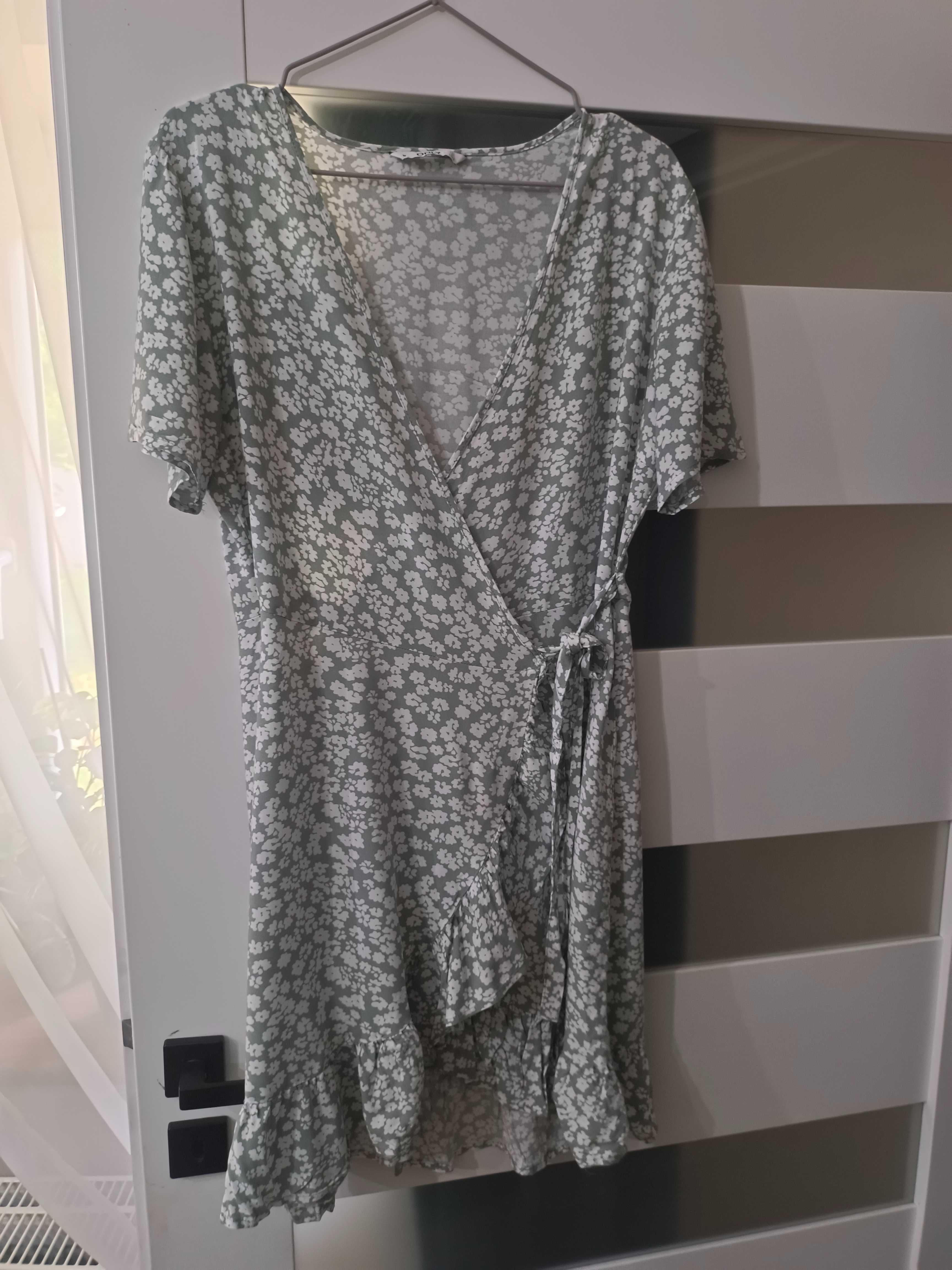 Zielona khaki sukienka w kwiatki - Only - rozmiar M