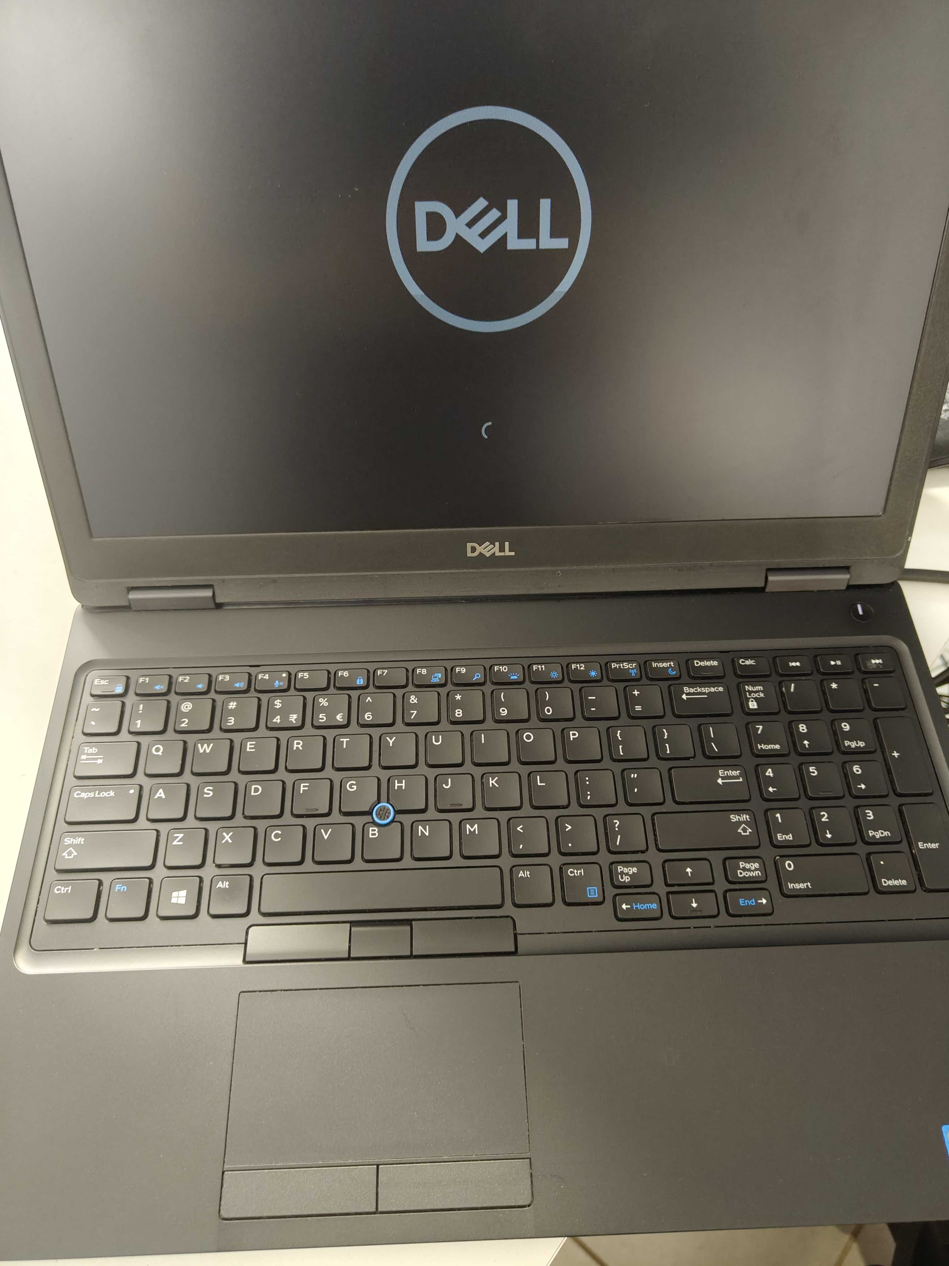Laptop Dell Latitude 5590