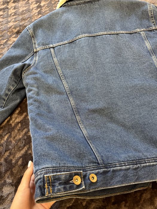 Джинсова куртка з утепленням Reserved