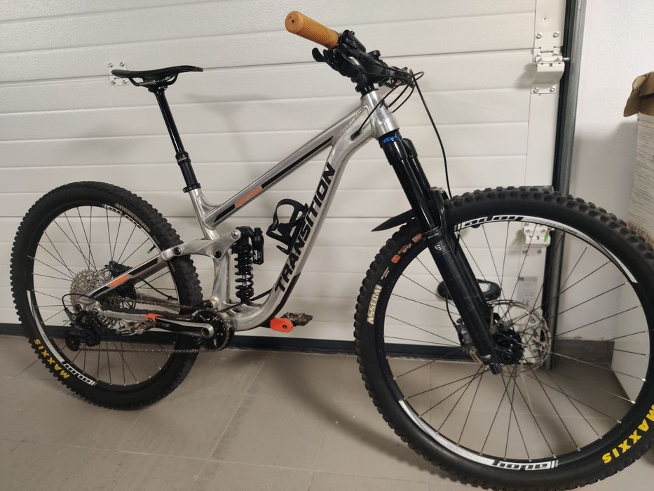 Bicicleta Enduro Transition Sentinel 29 Custom Raw