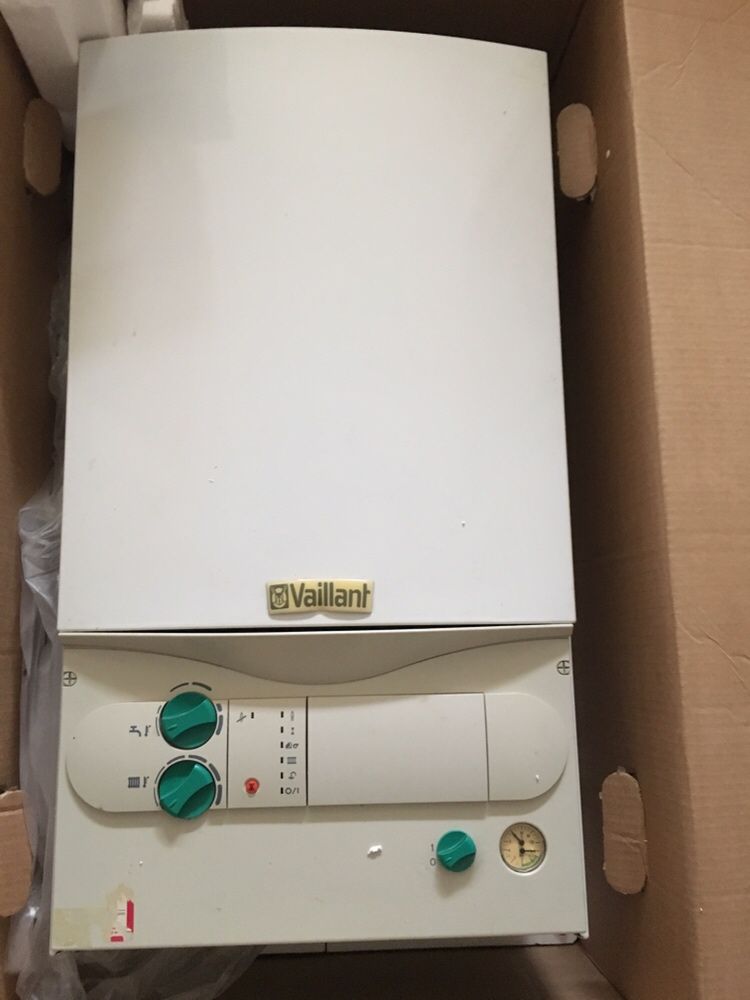 Vaillant 24 kw коминовий котел двохфункційни, по запчастинах