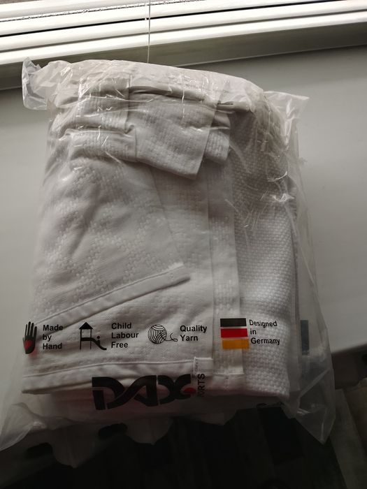 Продам новое кимоно для дзюдо