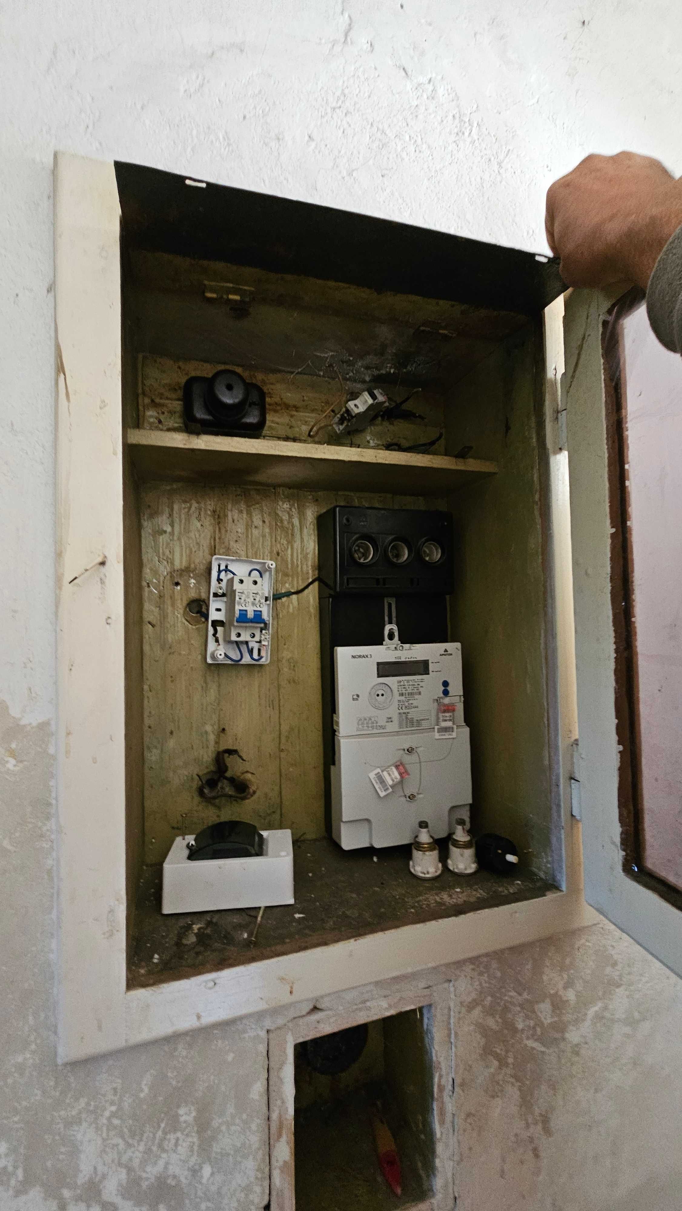 Elektryka, Instalacje elektryczne, kamery, alarmy, smart home ampio