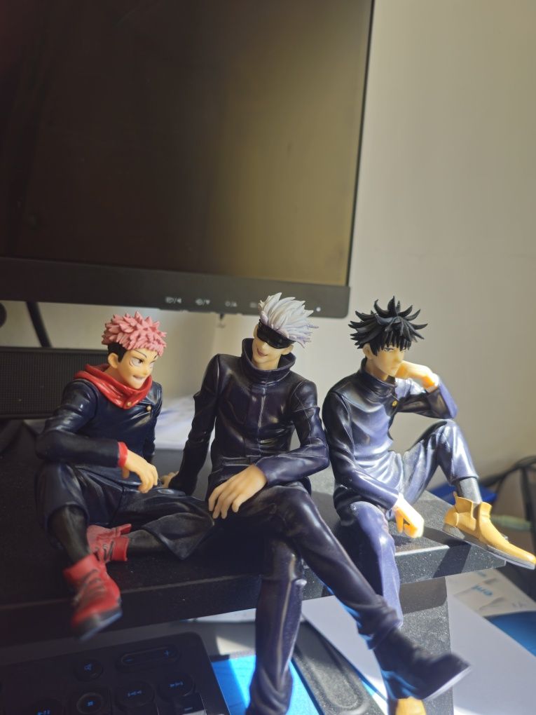 Figurki FuRyu Jujutsu Kaisen Noddle Stopper Gojo Satoru, Megumi, Yuuji