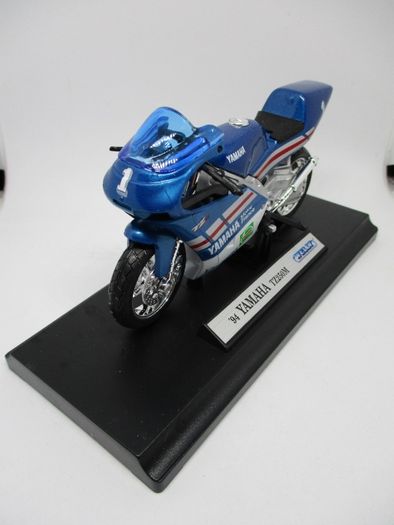 Brinquedo de coleção Yamaha motorcycle 1.18, 1994 welly TZ250M