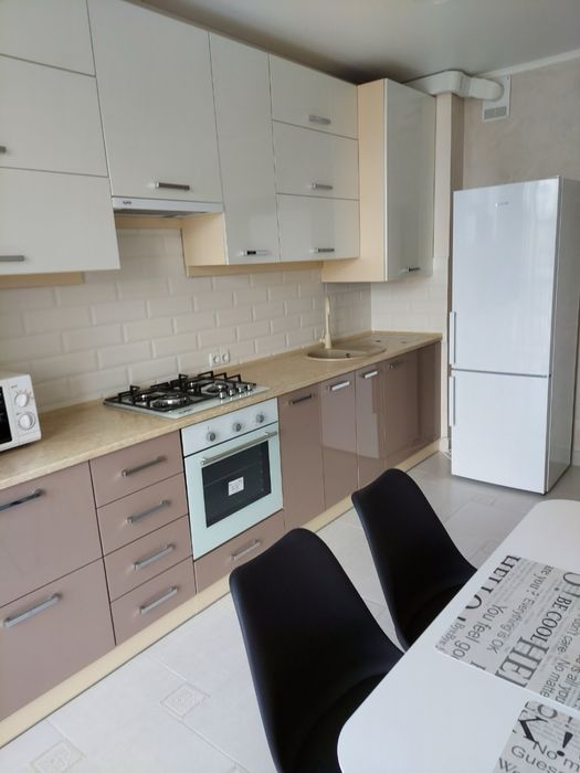 Здам 3кім 4 спальних місця Центр Автономне Опалення