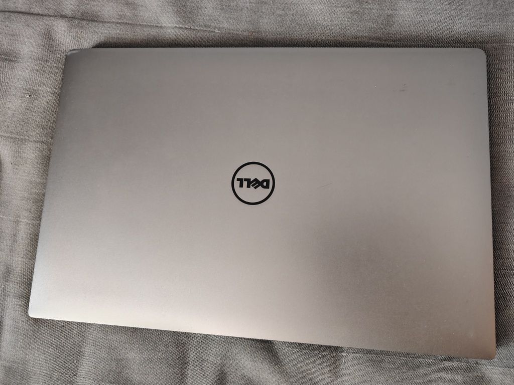 DELL precision 5510 i7 i 16GB