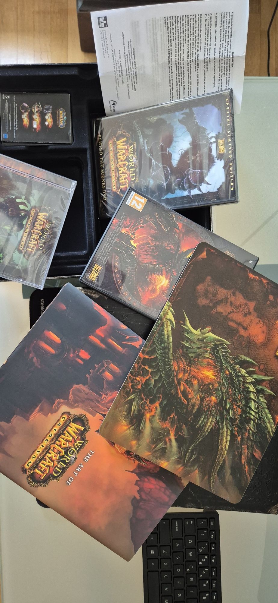 World of warcraft WOW Cataclysm collector edition