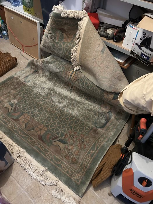 2 tapetes de sala tamanhos grandes ,