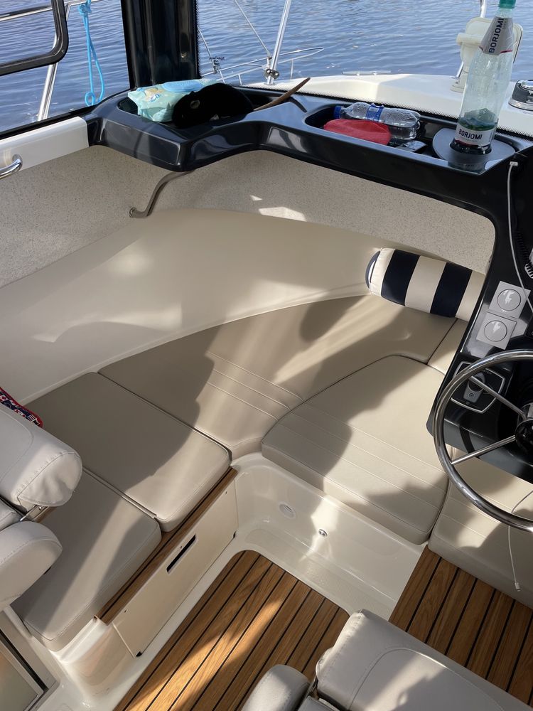 Катер Quicksilver 675 Pilothouse