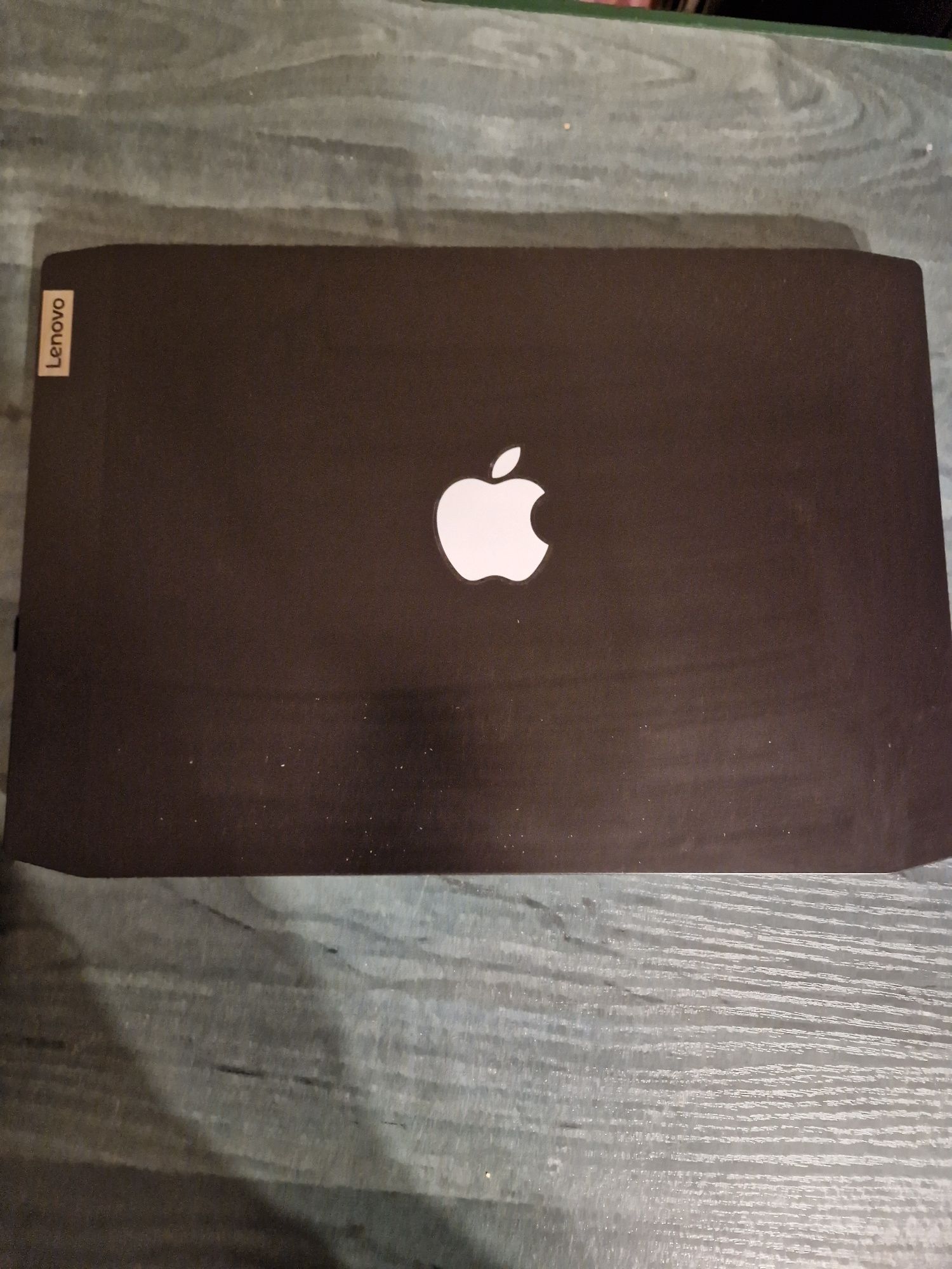 Laptop na sprzedaż