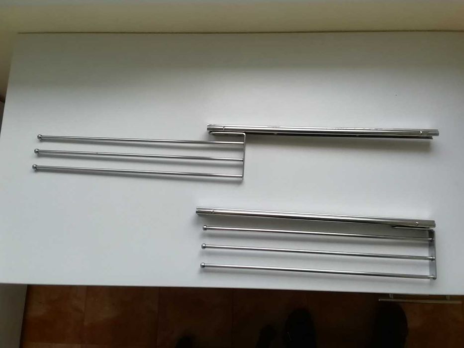 вішак для рушників висувний