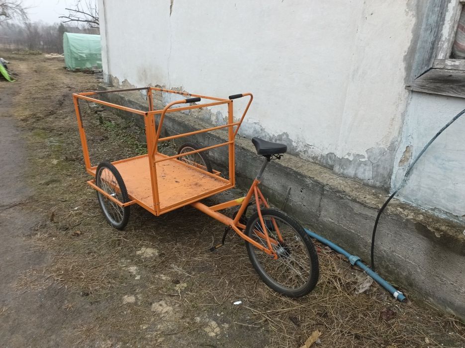 Вантажний велосипед , велорикша ,торгова точка, каргобайк