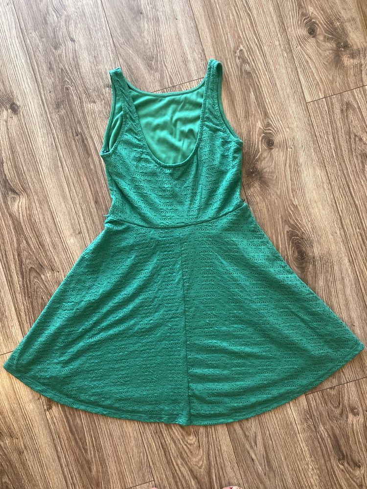 Zielona sukienka letnia