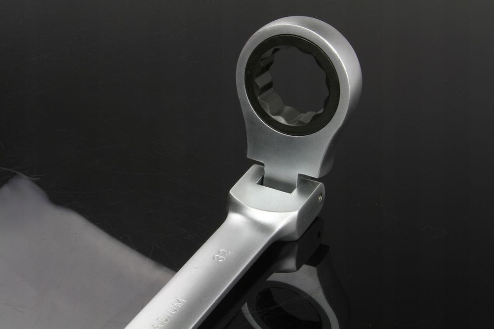 Zestaw Kluczy Płasko Oczkowych Z Grzechotką 6-32Mm 22 Elementy