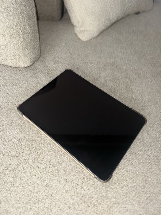 APPLE IPAD AIR 5 2022 256 GB