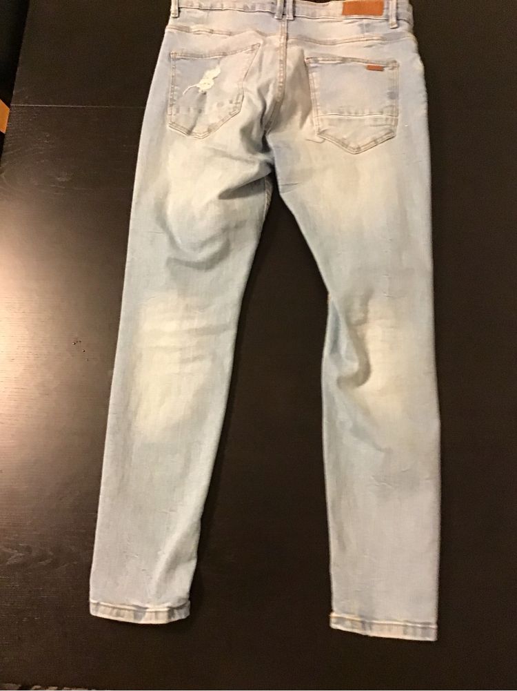 Calça Carrot Fit