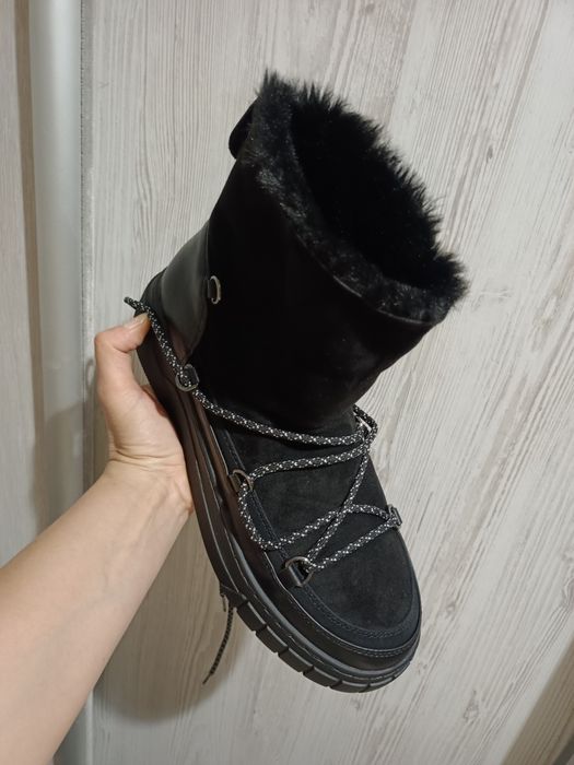 Нові жіночі чоботи, сапожки, ботінки