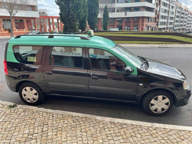 Cede-se totalidade quotas firma taxi Lisboa sem dividas com carro.