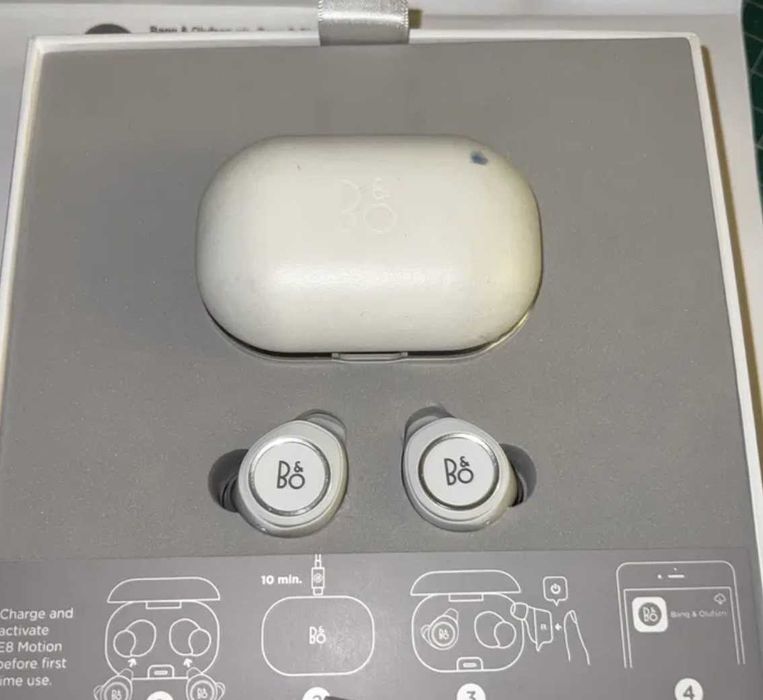 B&O Earphones E8 Motion