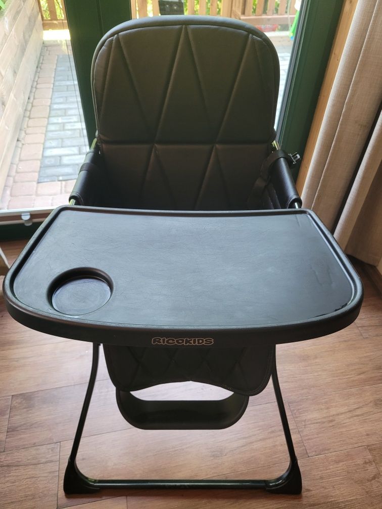Krzesełko do karmienia Ricokids