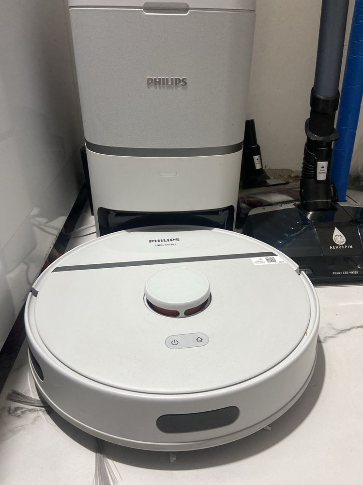 Робот пилосос Fhilips 3000 series