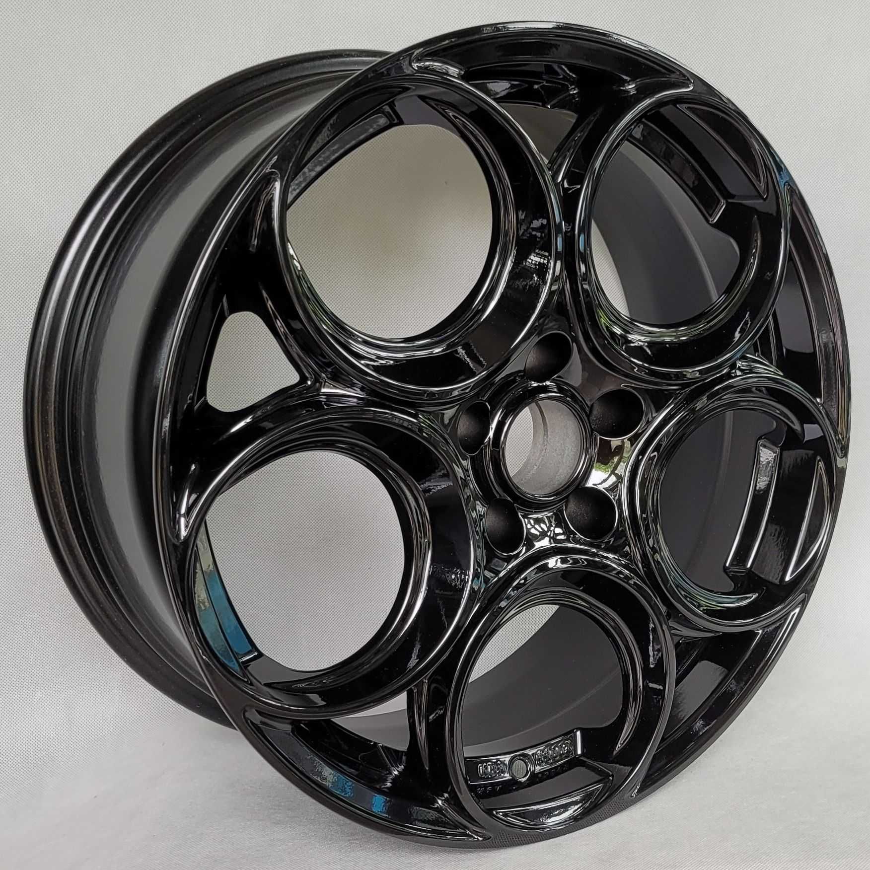 Felgi 18 5x110 Felgi 18 Alfa Romeo Giulia Tonale Stelvio 5x110 czarny