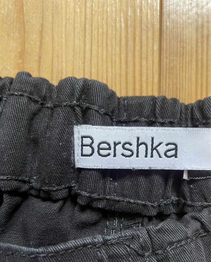 Spodnie spadochronowe Bershka 36