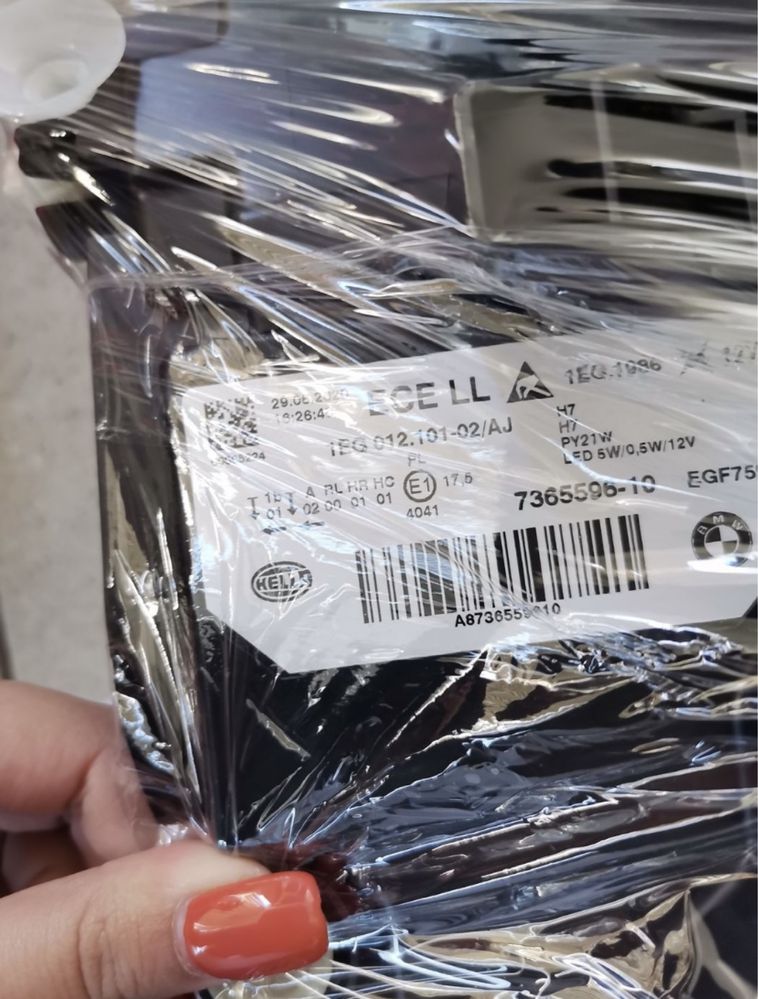 Farol BMW 318 de 2016 lado direito NOVO