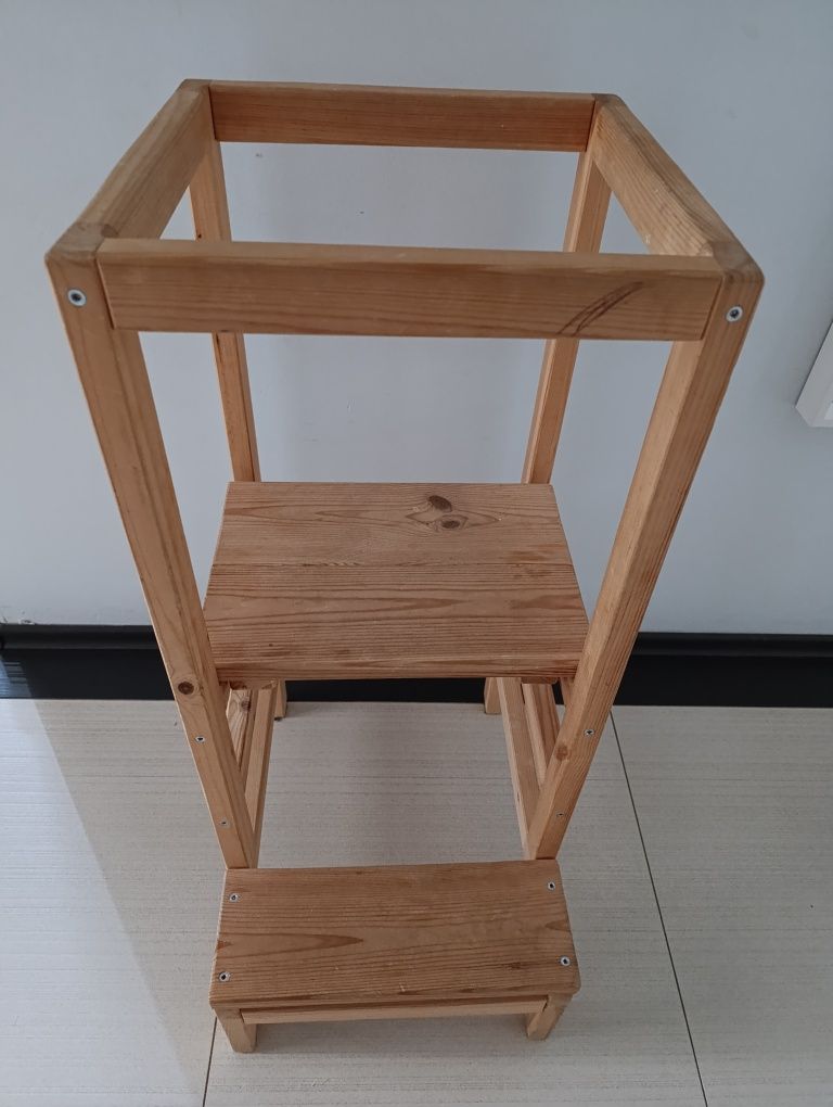 Kitchenhelper stołek do pomocy w kuchni