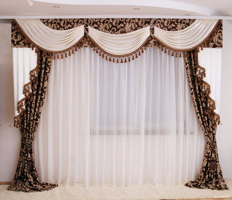 Стирка штор глажка и навешивание  штор и гардин.