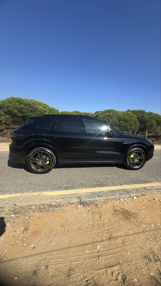 Porsche Cayenne E-Hybrid V6 3.0 | 462cv