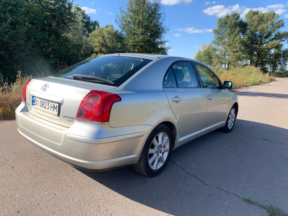 Toyota Avensis 2004