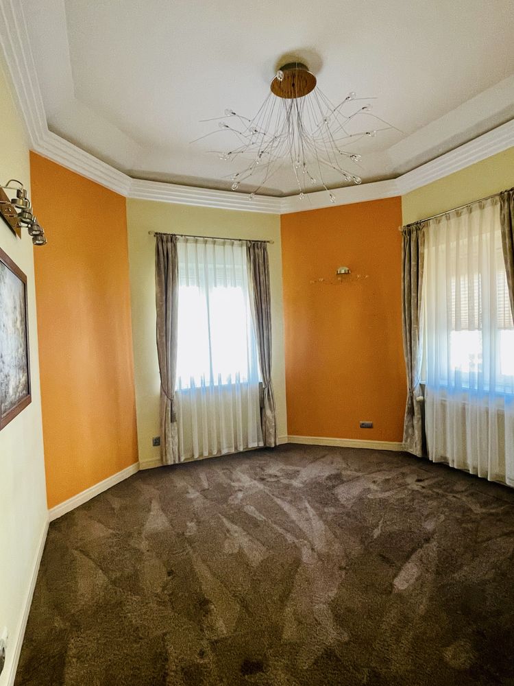 Przestronny dom z ogrodem dla rodziny - 240m2, 6 pokoi, garaż