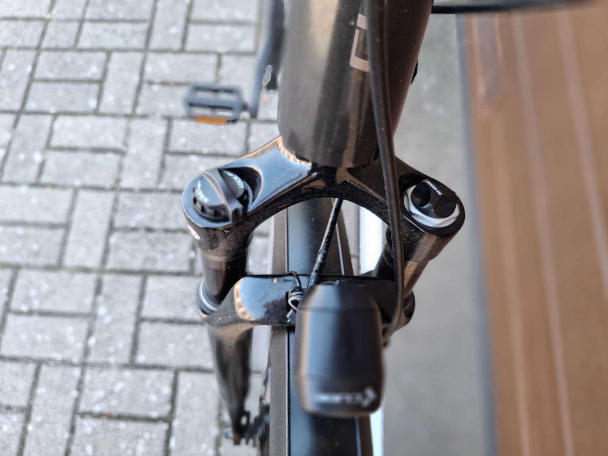 Cube kathmandu pro 58cm shimano cues 2x10 amorek rst powietrzny