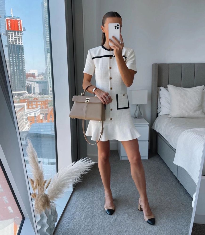 Оригинальное платье Sandro Paris