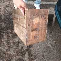 Caixa antiga madeira socony vacuum oil