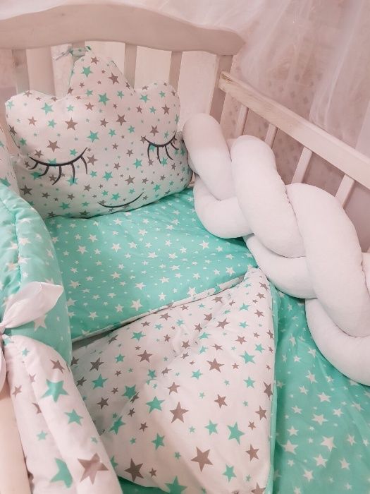 Постельный комплект в кроватку для новорожденных, бортики, защита