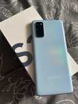 Samsung Galaxy S20 128GB – Stan bardzo dobry + dodatki