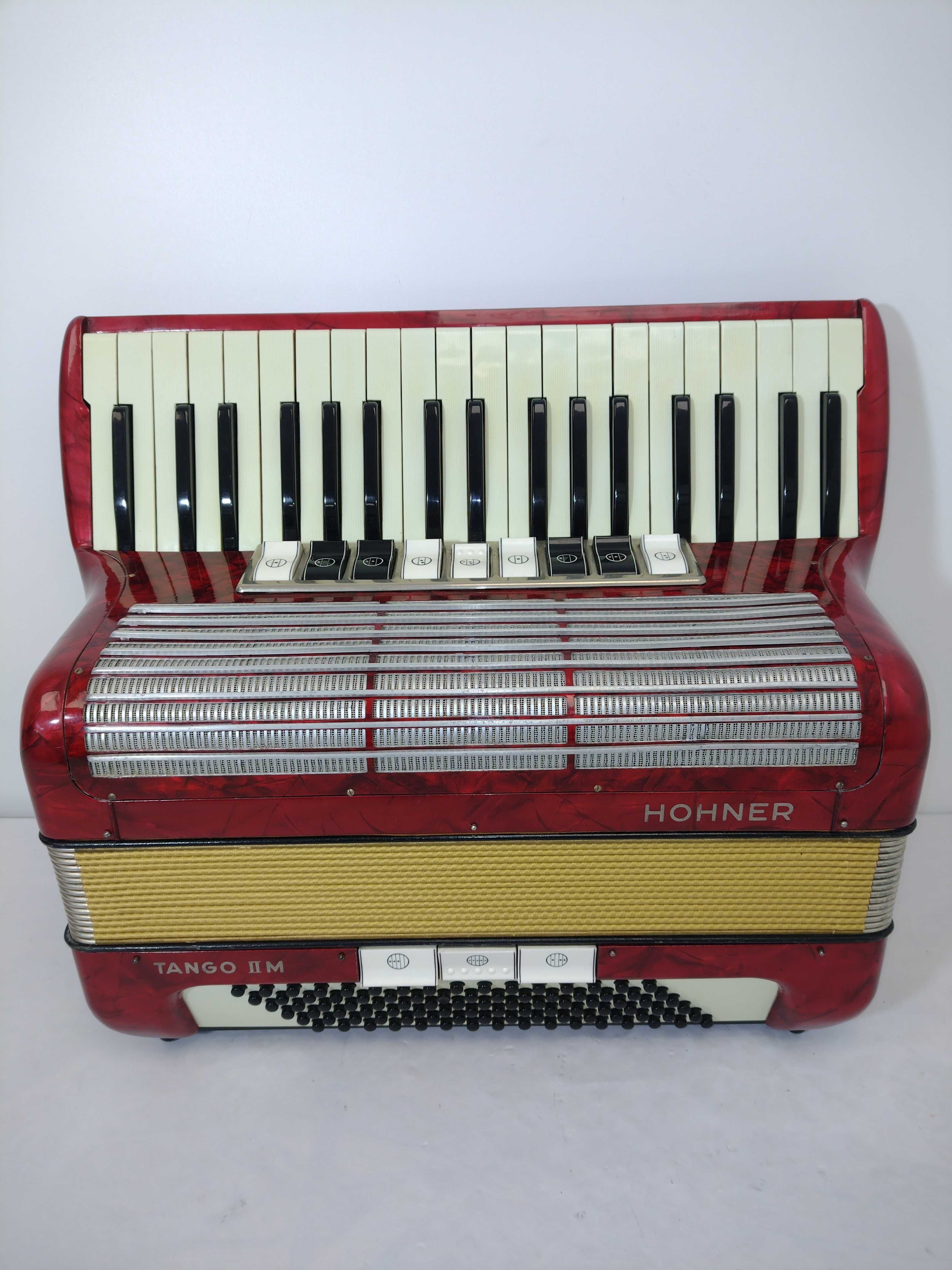 Akordeon Hohner Tanngo IIM ,96 basów,trzy chóry,bdb stan zamiana !!!