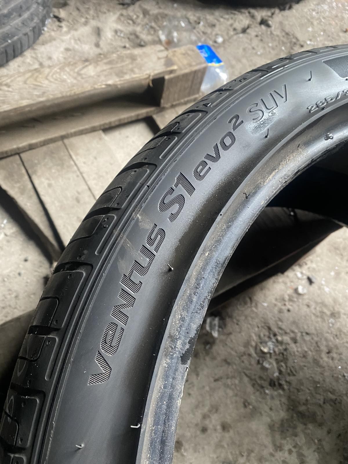 285.35.22 Hankook 2шт лето БУ склад шины резина из Европы 35 R22