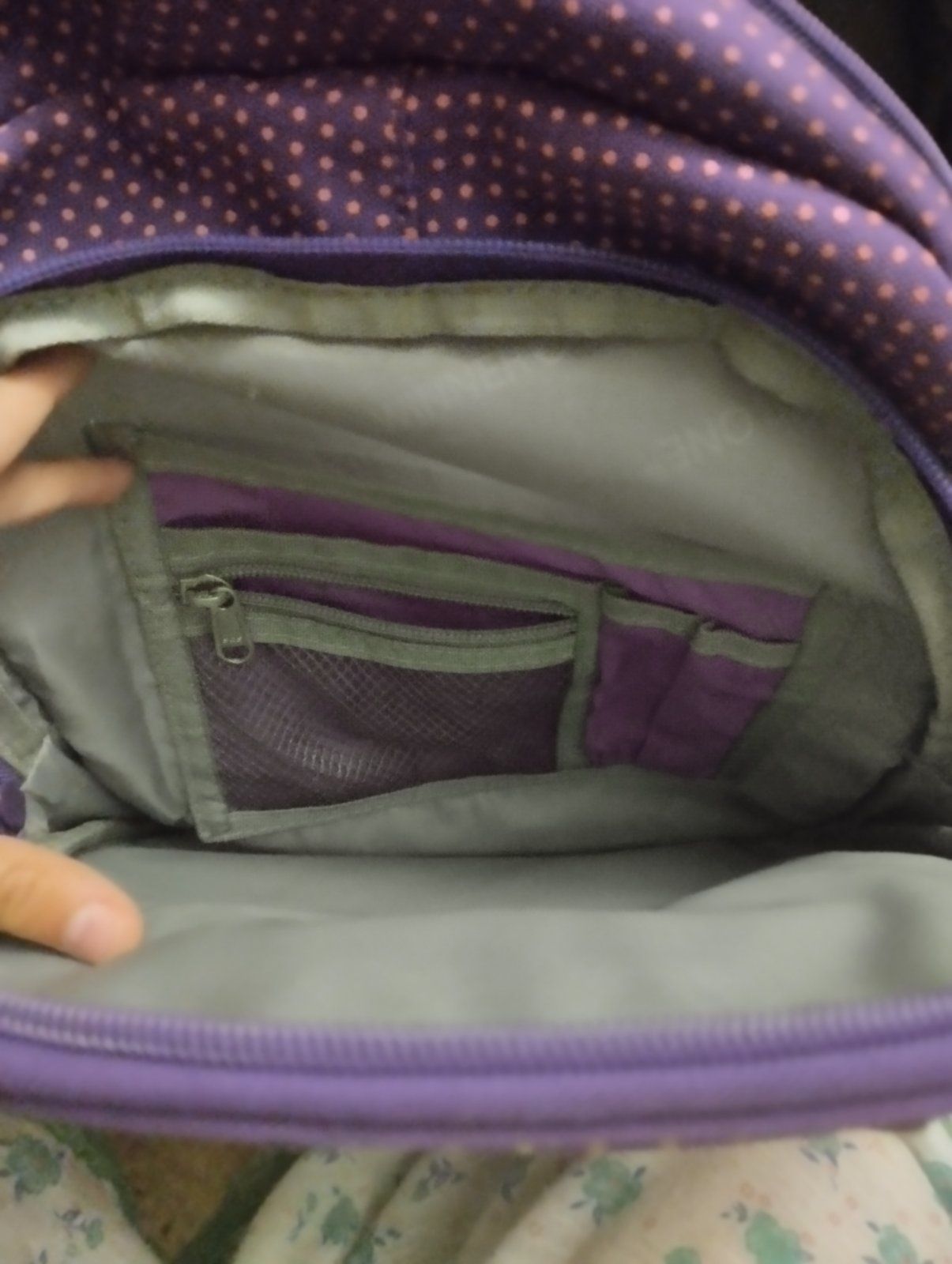 Продается школьный рюкзак для младших классов
