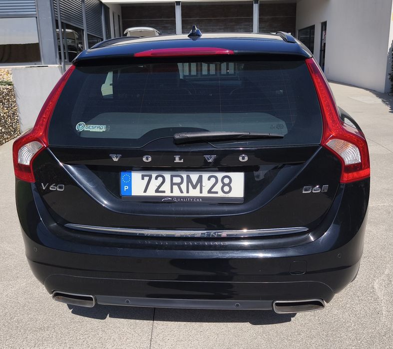 Volvo V60 D6 Twin Engine 2016