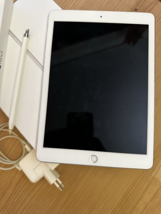 iPad Pro 9,7 Silver Wi-Fi + Celular 128GB + Apple Pencil