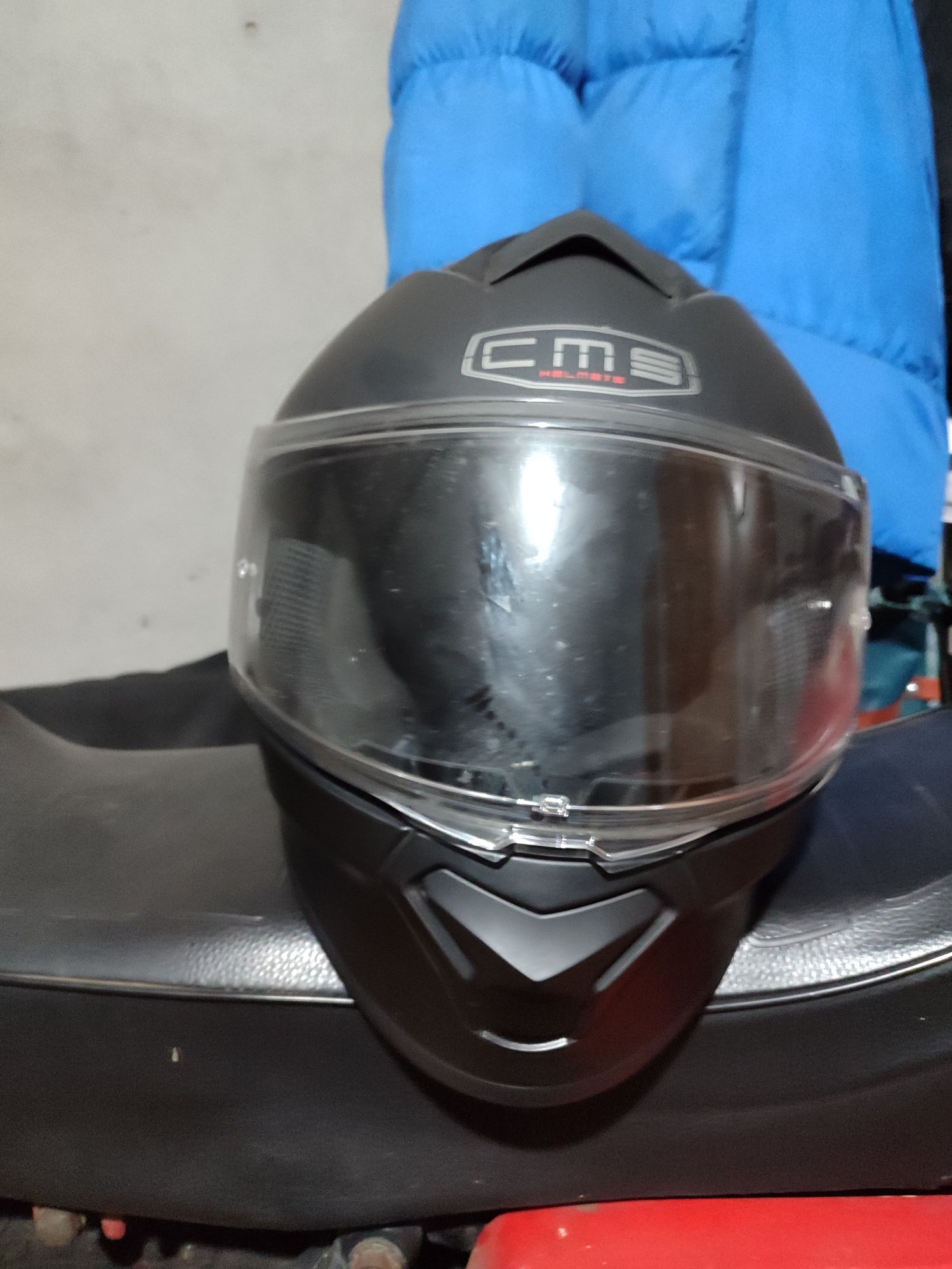 Capacete cms usado