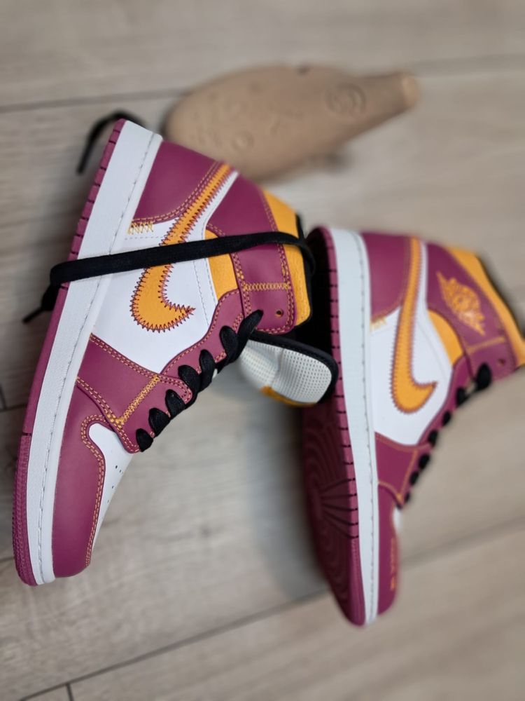 Buty Nike Air Jordan 1 Mid rozmiar42